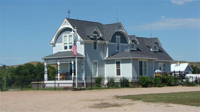 Nebraska's Golden Acres: Your Home Away From Home on the Prairie